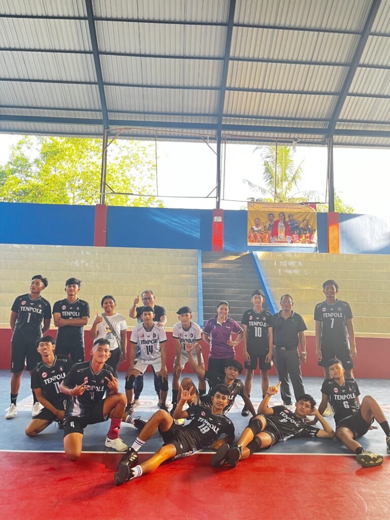 SMA Negeri 1 Abiansemal Raih Juara 2 UPMI Voli Cup 1
