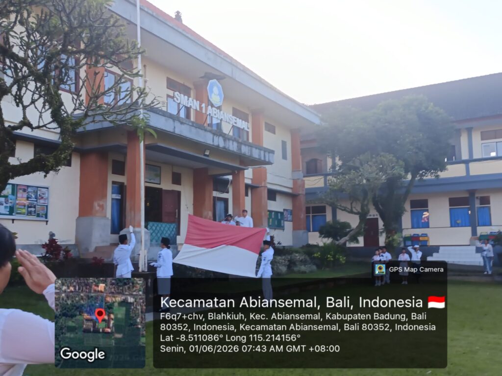Upacara Peringatan Hari Lahir Pancasila di SMA Negeri 1 Abiansemal Berlangsung Khidmat dan Penuh Semangat Kebangsaan